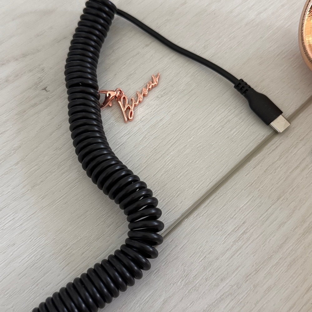 Native union Rose Gold retro Goddess Phone handset for cell phone w charms $40 - Picture 4 of 6